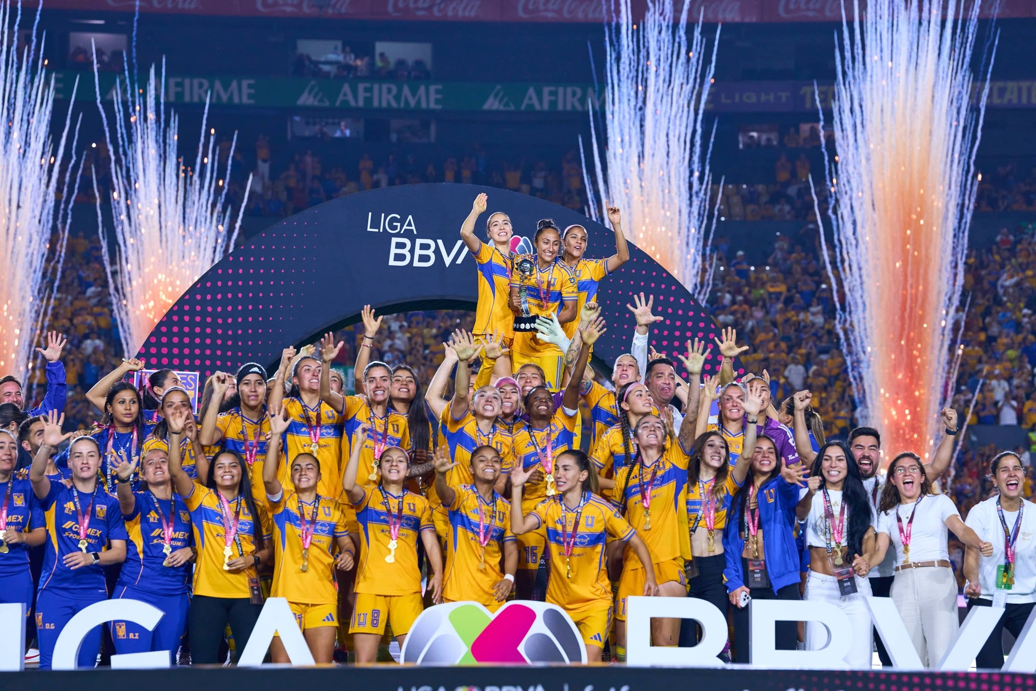 Tigres tumba al América y levanta su séptimo título en la Liga MX Femenil