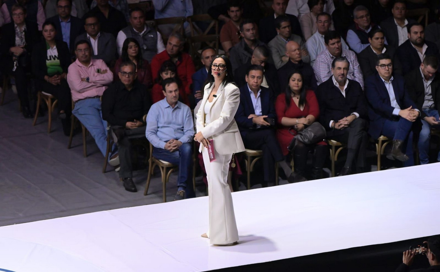 Gómez Palacio toma ritmo: Betza Martínez rinde cuentas a 100 días