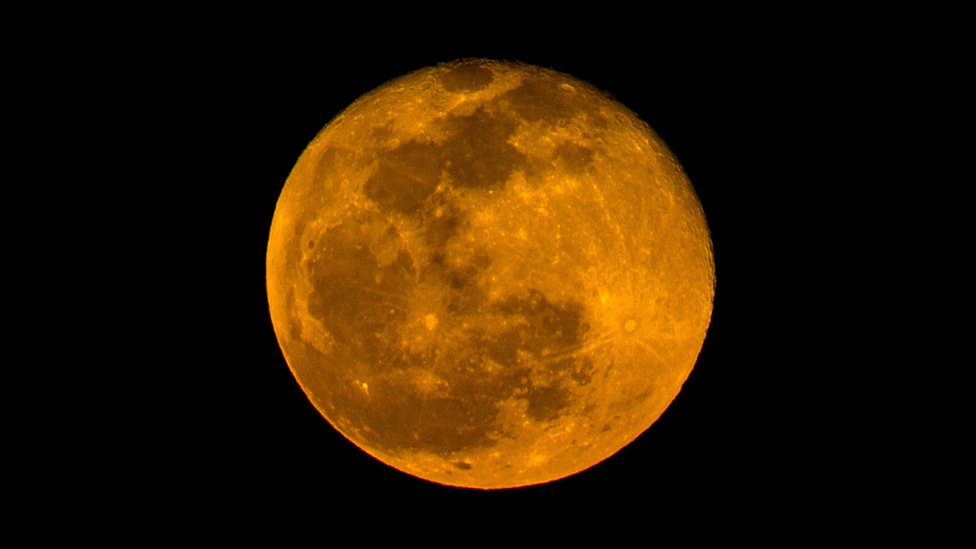 ¿Por qué se dice que la Luna es de queso? Origen de una leyenda popular