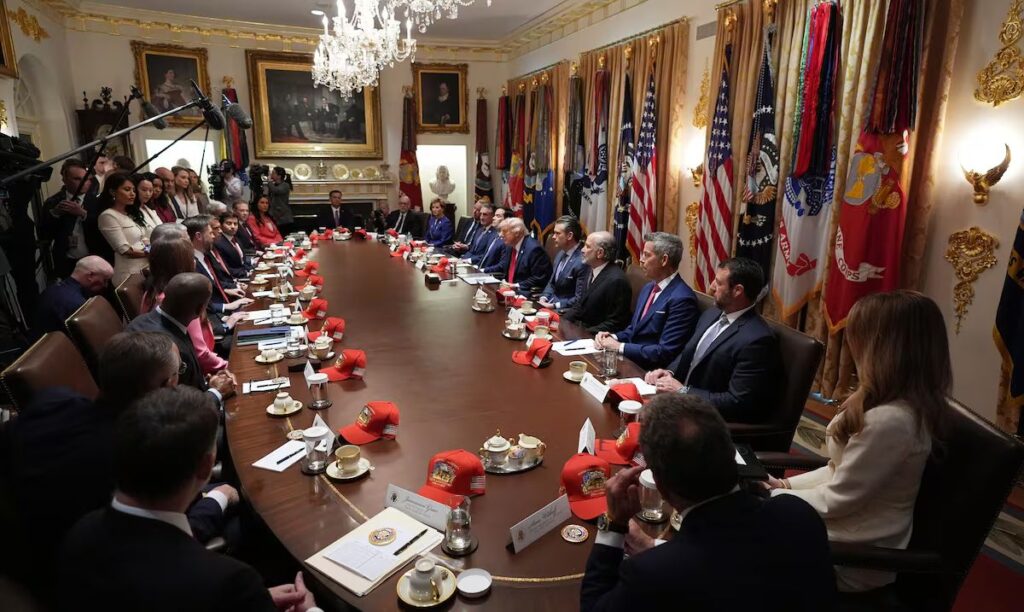 Casa Blanca concluye reunión sobre Irán sin acuerdo final anunciado