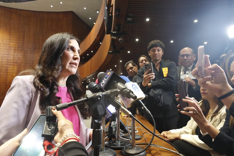 Kenia López Rabadán advierte omisión de candados contra el crimen organizado