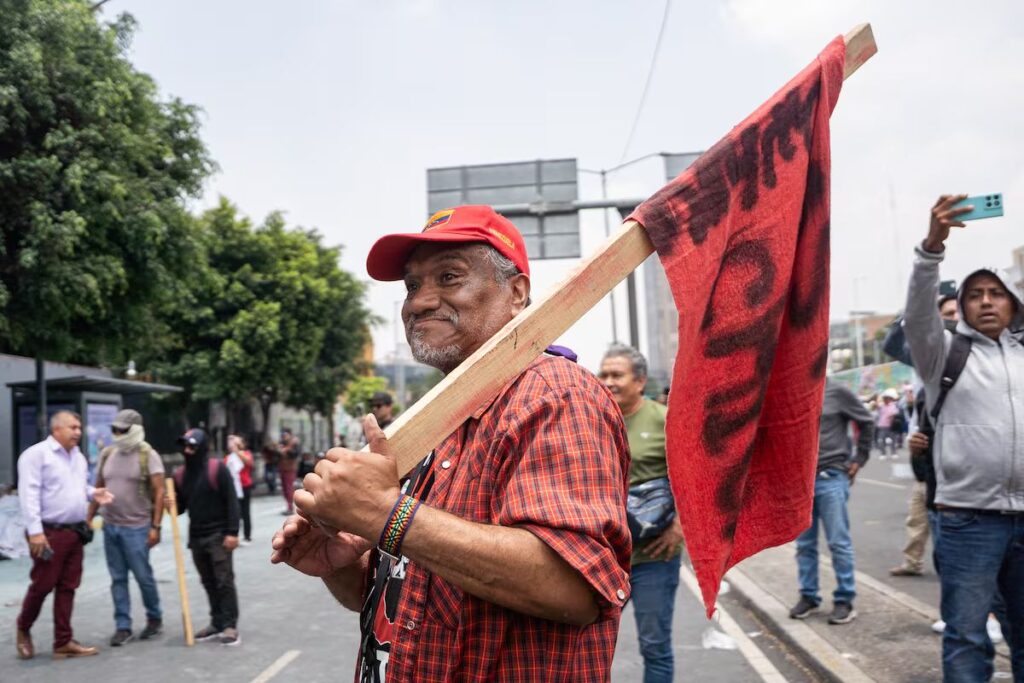 ISSSTE propone aseguradora pública para resolver demanda de pensiones CNTE