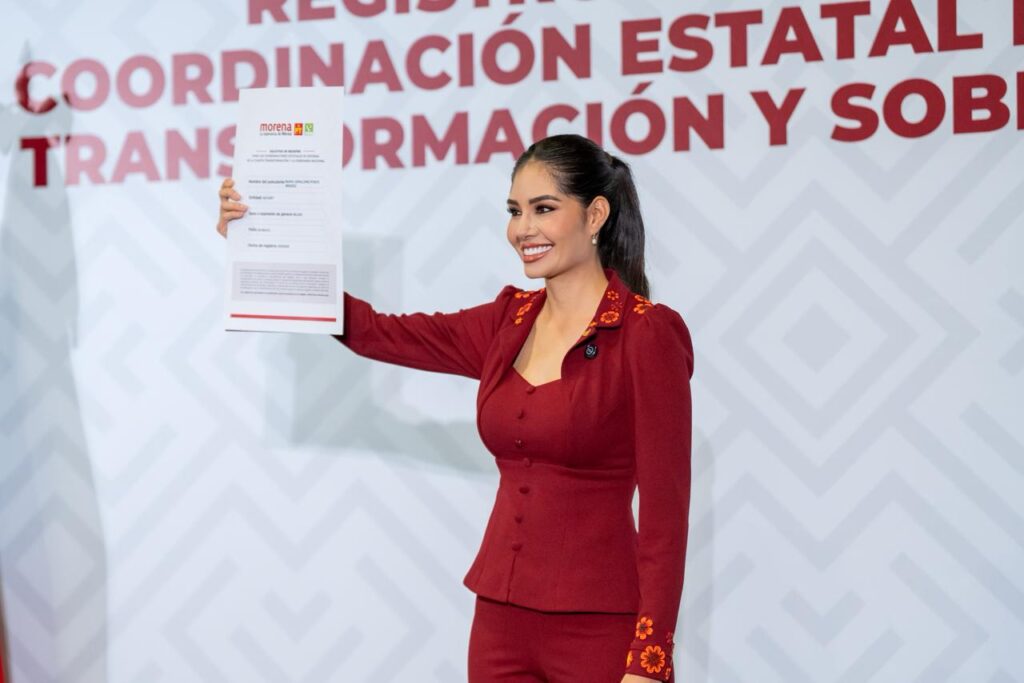 Geraldine Ponce se registra por Nayarit ante Morena