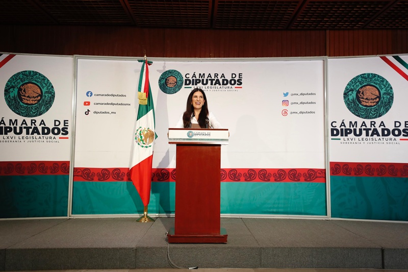 Kenia López demanda transparentar gasto de infraestructura para Mundial 2026